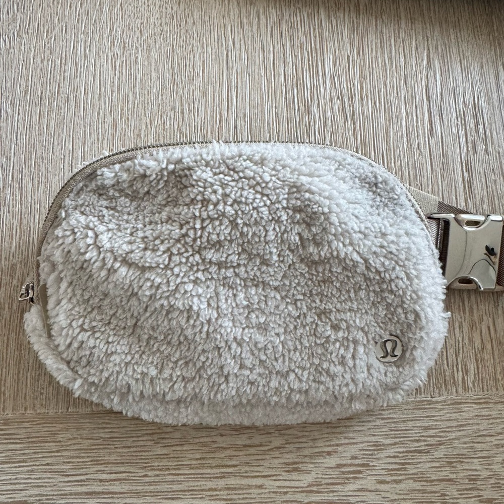 lululemon athletica Cream Sherpa Belt Bag